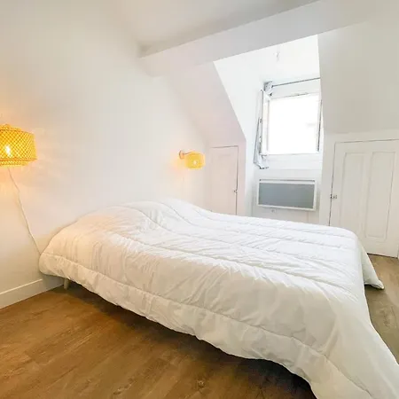 Apartment #eb The Wood'n'plant Near Train Station